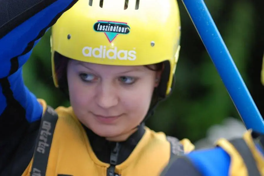 art-of-hair-rafting-2008__4_